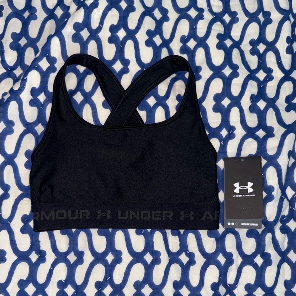 Under Armour Cross-Back Black Bra
